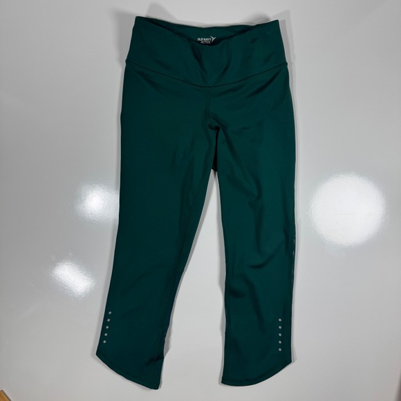 Old Navy Pants - Old Navy Active‎ Capri Leggings Go-Dry High-Waisted Athletic XS
